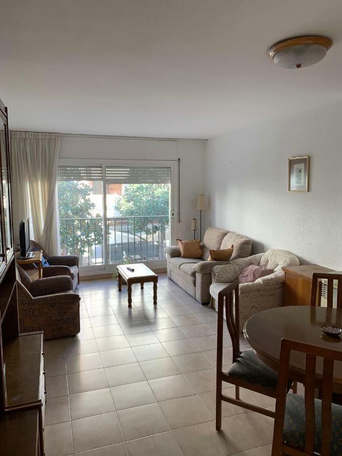 Apartamento Cambrilsfornia Apartment Exterior photo